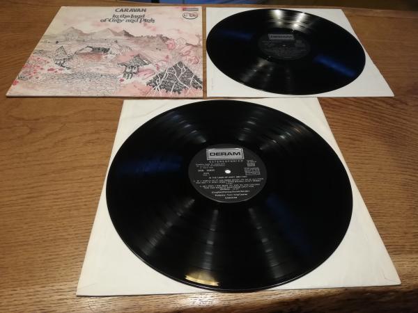 Caravan In the Land of Grey and Pink 1977 Deram Estereo DCS 15032/3 Doppel LP Spanische Pressung VG/VG+